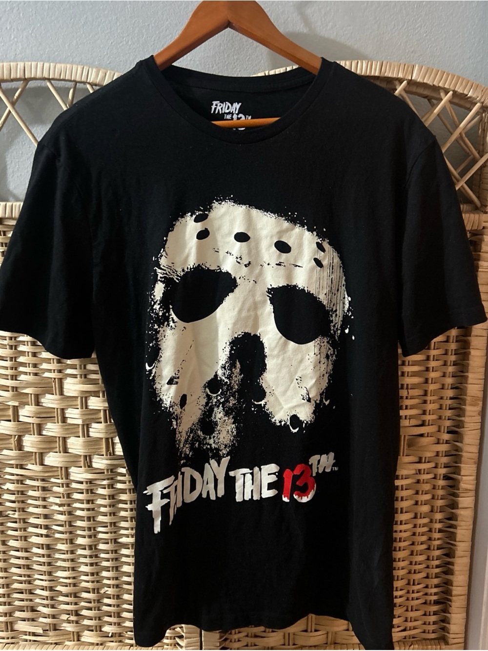 Friday the 13th Shirt Mens Sz XL Black Jason Voorhees Mask Horror Graphic Tee